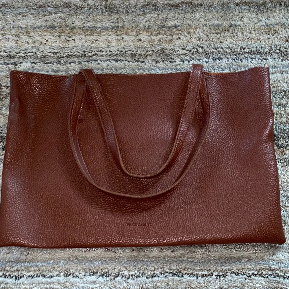 Vince Camuto Brown Leather Tote with Black Center Stripe (3.5)